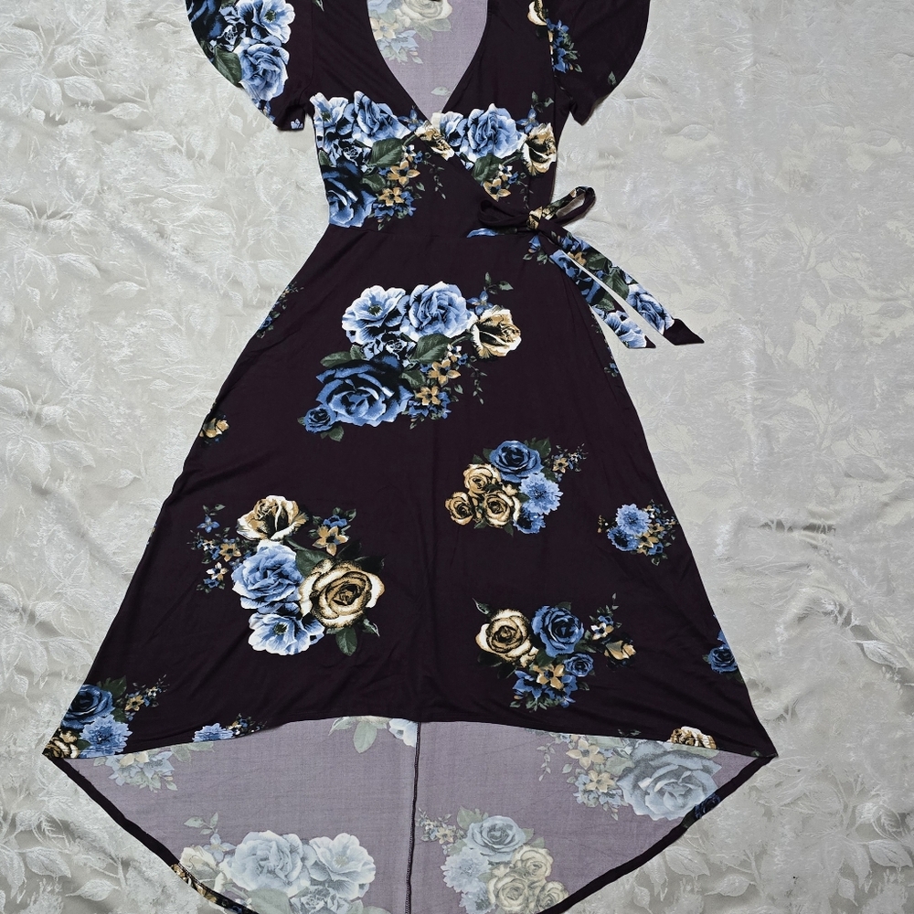 A. Byer Women Purple Casual Dress S Elegant Classy Church Whimsical Floral Print